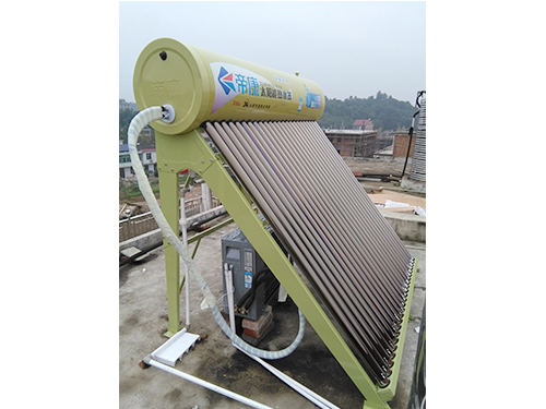 寧鄉(xiāng)太空能熱水器器.jpg